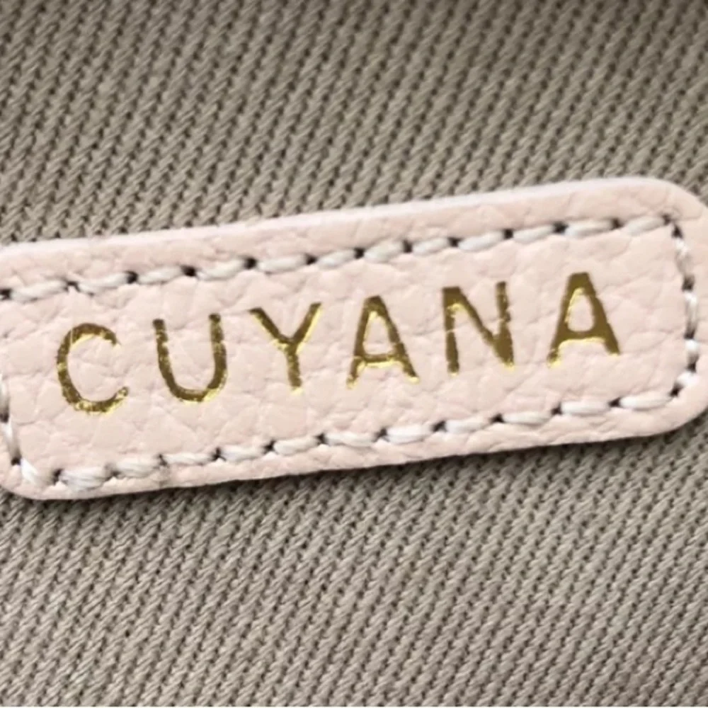 Cuyana Circle of Trust Circle Purse - Picture 6 of 8